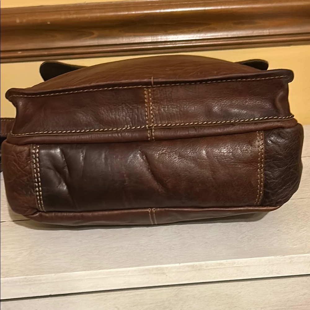 Jack George Voyager Brown Leather Men's Crossbody Bag - Picture 6 of 12